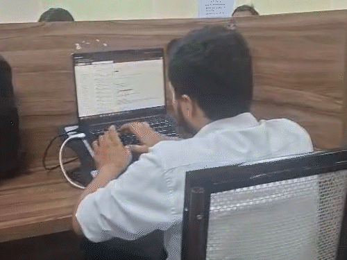 जयपुर स्थित पुलिस मुख्यालय में संचालित यह राजस्थान साइबर क्राइम कंट्रोल सेंटर है।