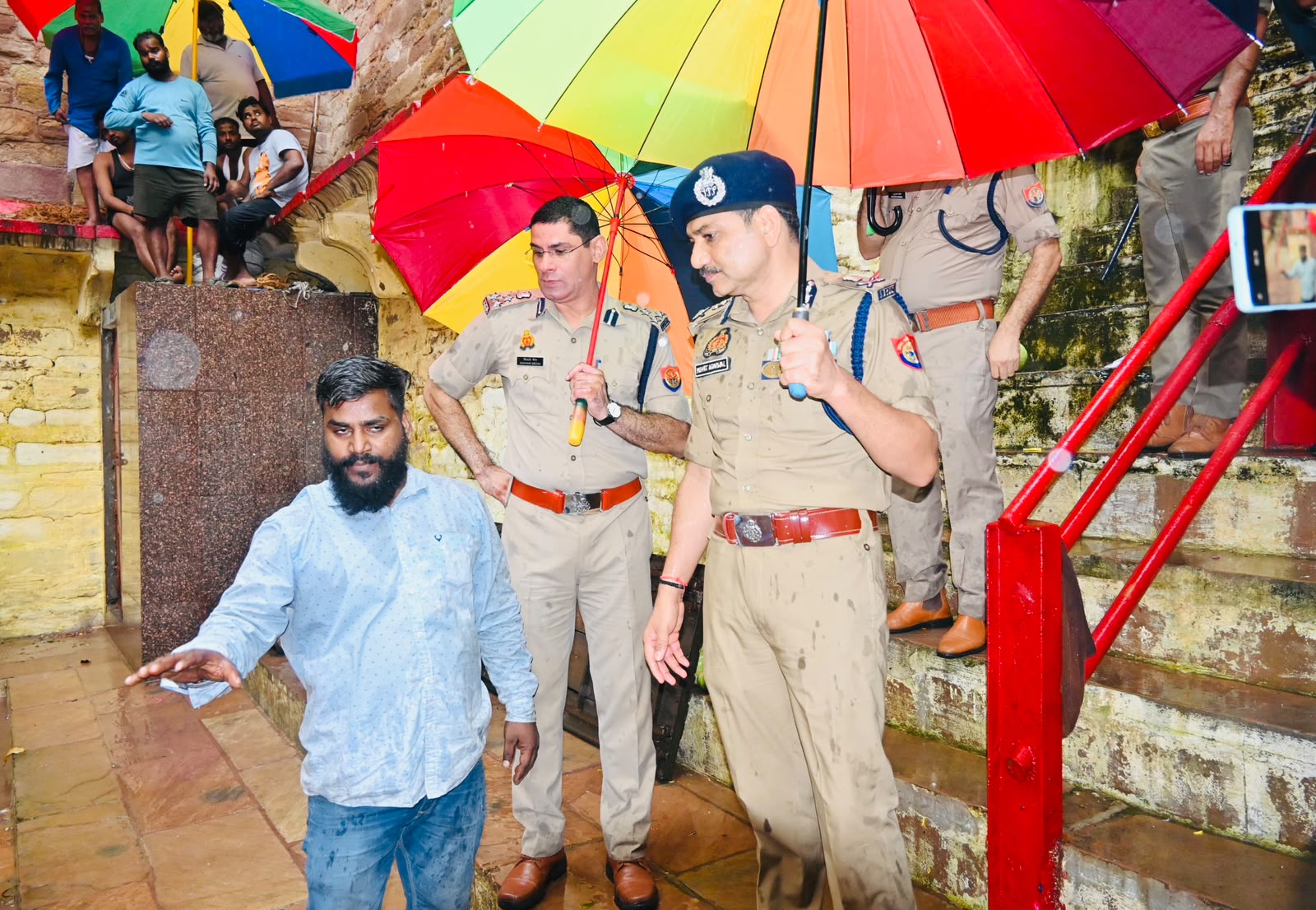 पुलिस कमिश्नर मोहित अग्रवाल ने बुधवार को स्नान से पहले व्यवस्था देखी। सुरक्षा इंतजामों को बनाए रखने के निर्देश दिए।