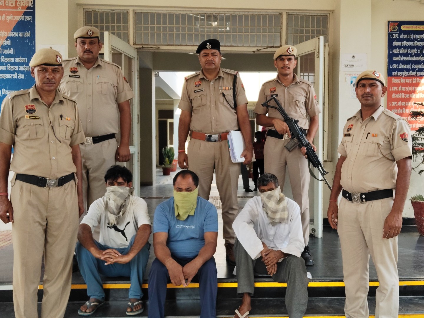 प्लॉट में बैठने के दौरान विवाद, मारपीट की, गांव की गली में मिला था शव|लोहारू,Loharu - Dainik Bhaskar