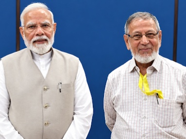 असगर अली वोहरा ने 8 सितंबर को पीएम से मुलाकात के बाद कहा था कि उम्मीद है मामला सुलझ जाएगा। - Dainik Bhaskar