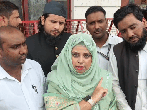 हुदा जरीवाला ने सहारनपुर पुलिस पर अवैध तरीके से हिरासत में लेने का आरोप लगाया।