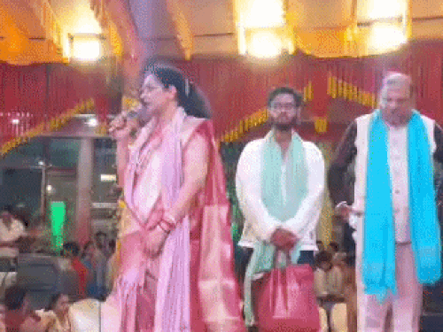 रोहतक में गणेश उत्सव की धूम; माइक खराब होने पर सुनाई बप्पा की कहानी|रोहतक,Rohtak - Dainik Bhaskar