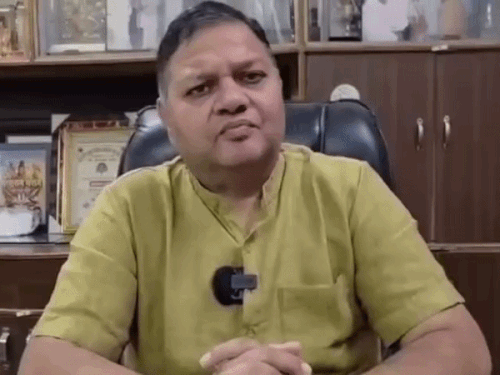 एनआईटी से कांग्रेस के पूर्व विधायक नीरज शर्मा - Dainik Bhaskar