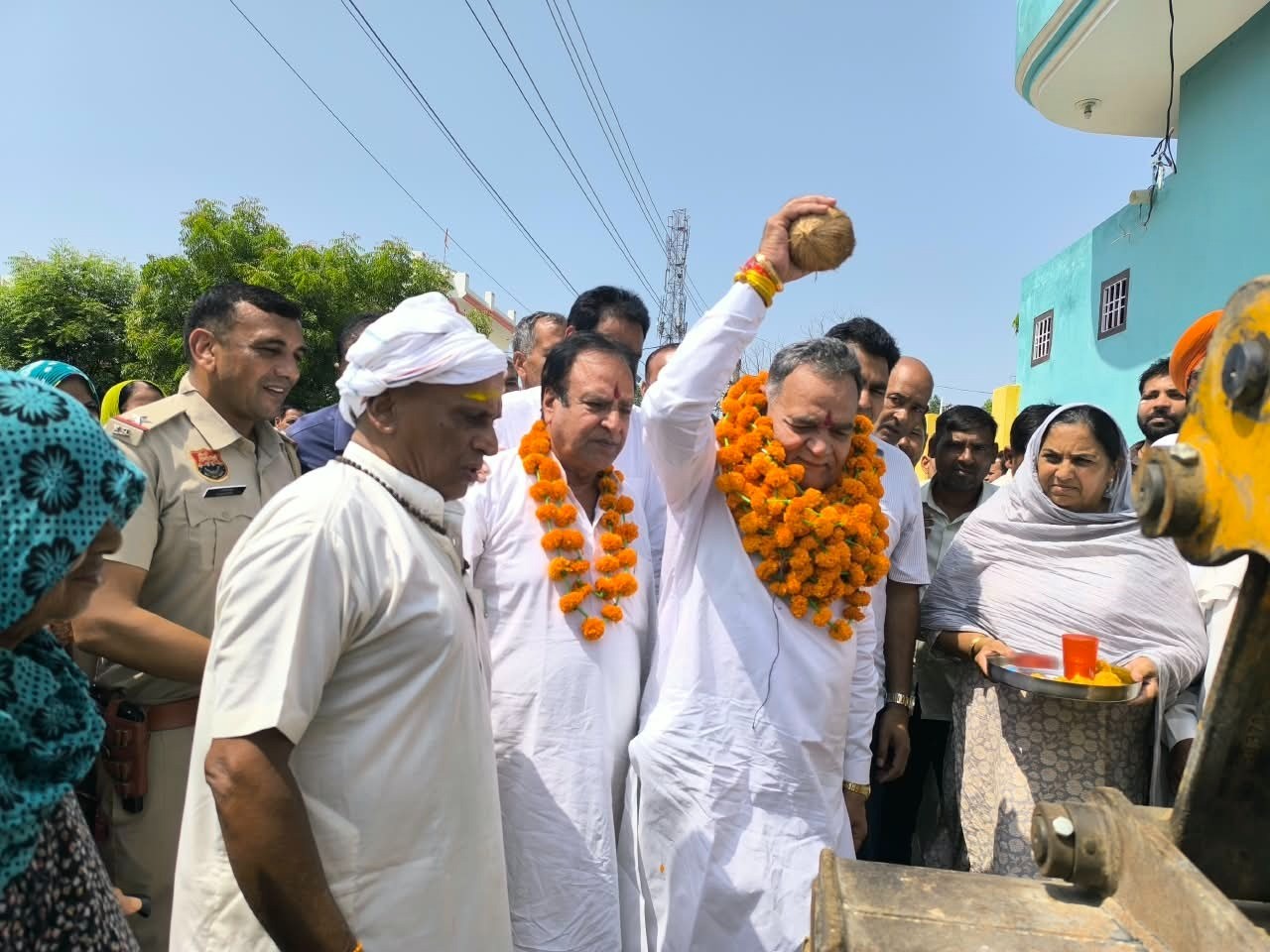 विधायक विनोद भयाना ने किया शुभारंभ, 8 करोड़ आएगी लागत, 6 माह में होगा निर्माण पूरा|हांसी,Hansi - Dainik Bhaskar