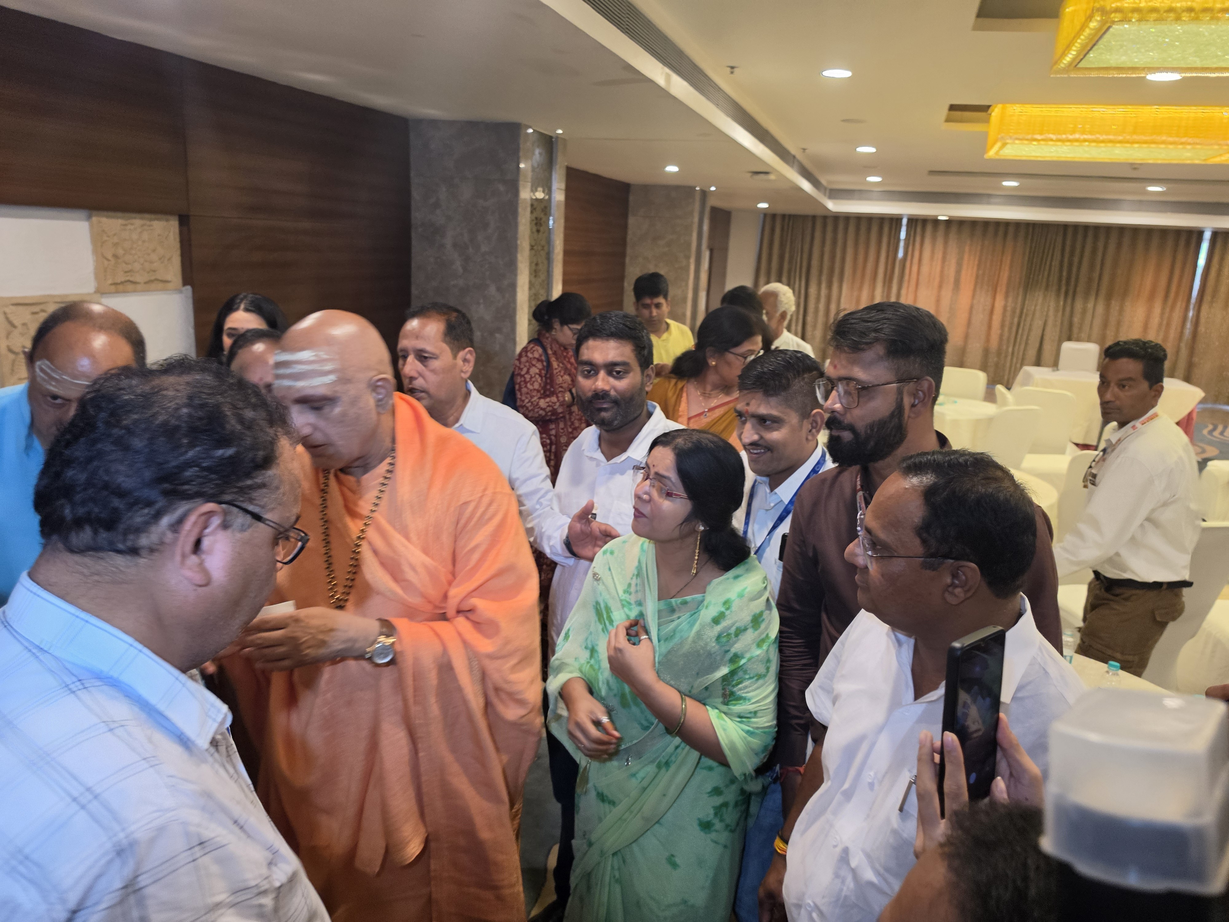 सिंहस्थ पर बोले-अवधेशानंद गिरि, विकास जरूरी, अखाड़े विरोध में नहीं: धर्मस्थलों से जुड़े विषयों पर विमर्श जरूरी, जेन-जी की बात भी सुनी जाए – Ujjain News सिंहस्थ पर बोले-अवधेशानंद गिरि, विकास जरूरी, अखाड़े विरोध में नहीं: धर्मस्थलों से जुड़े विषयों पर विमर्श जरूरी, जेन-जी की बात भी सुनी जाए – Ujjain News