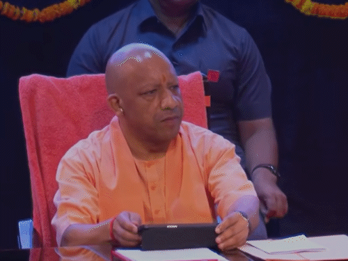 सीएम योगी ने कहा- सपा ने यूपी के नौजवानों के सामने जो संकट खड़ा किया था
