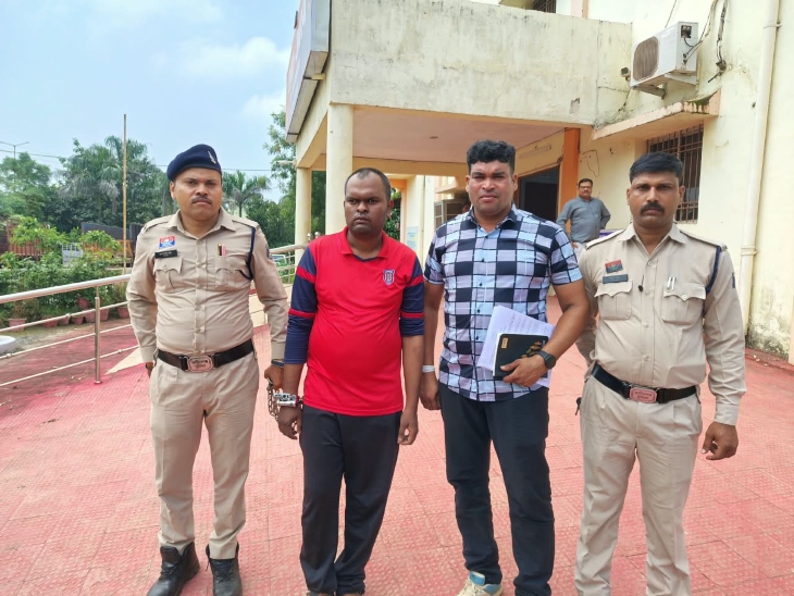 पुलिस की पूछताछ में आरोपी चंद्रप्रकाश वर्मा ने हत्या की बात कबूल कर ली।