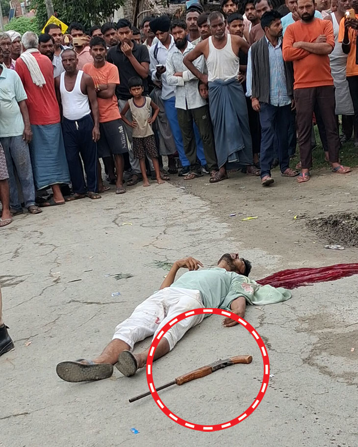 इदरीश के शव के पास 315 बोर की बंदूक मिली थी। उसके घरवालों ने इतनी बड़ी बंदूक से सुसाइड करने पर सवाल उठाए हैं।