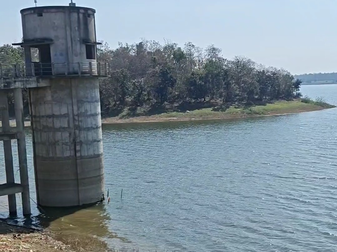 H Rampura Ashta Water Crisis | Rampura Dam Irrigation Shortage & Pond Levels