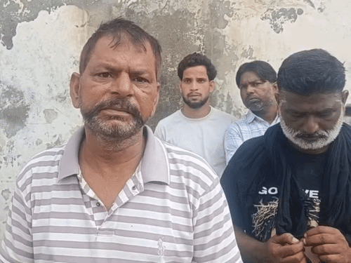 मृतक दीपक के पिता बलविंदर ने बताया कि उनका घर भी गिरवी है।