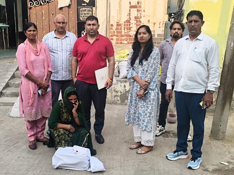 नशीली गोलियों समेत महिला नशा तस्कर को पुलिस ने पकड़ा। - Dainik Bhaskar