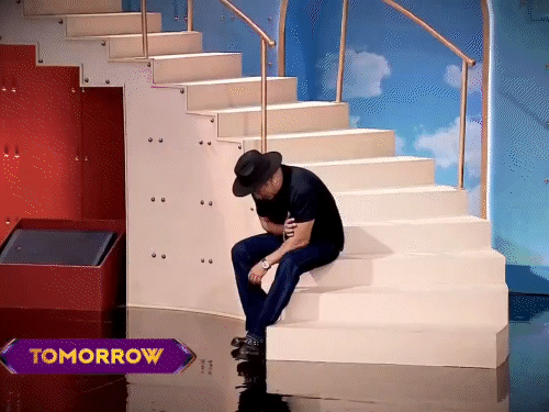 In the promo, Salman Khan was seen sitting with his hand on his face.