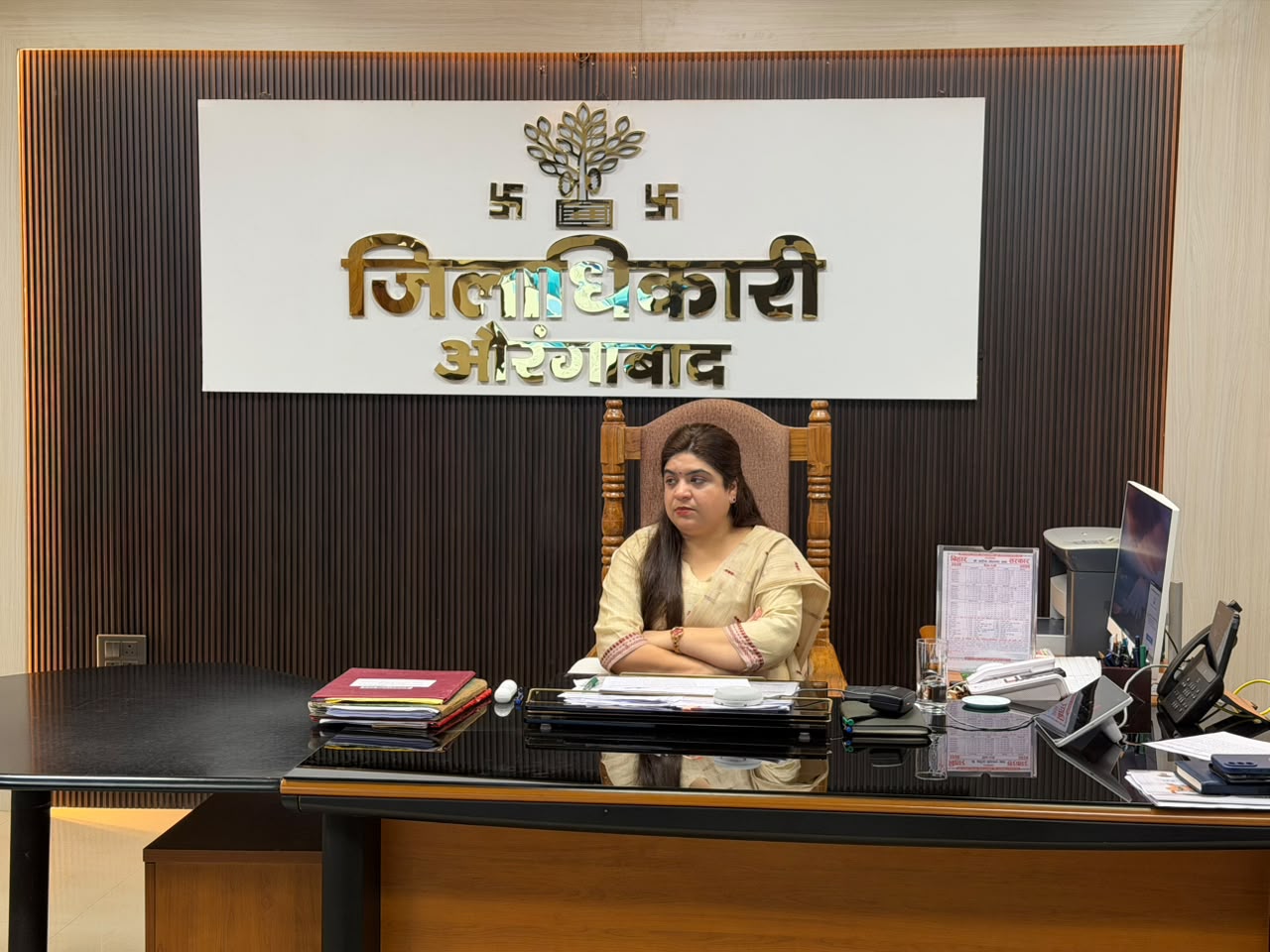 डीएम ने ऑनलाइन दाखिल खारिज के मामलों का निष्पादन में तेजी लाने का दिया निर्देश