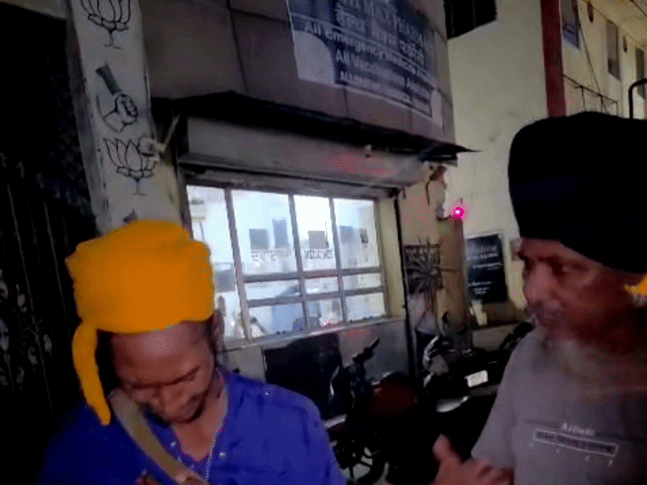निहंग बाणा में पकड़ा चोर अपना जुर्म कबूलता।
