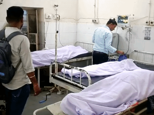 सभी शवों को अटरू के हॉस्पिटल की मॉर्च्युरी में रखवाया गया है।