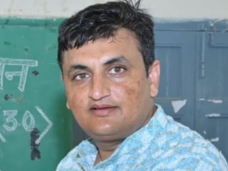 शिक्षक संघ रेसटा राजस्थान के प्रदेशाध्यक्ष मोहर सिंह सलावद ने समय पर सूचना अपडेट करने की मांग की है।