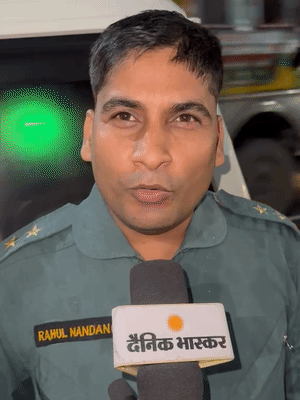 दो फायर ब्रिगेड की गाड़ियों ने आग पर 10 मिनट में काबू पा लिया। कोई जनहानि नहीं हुई है।