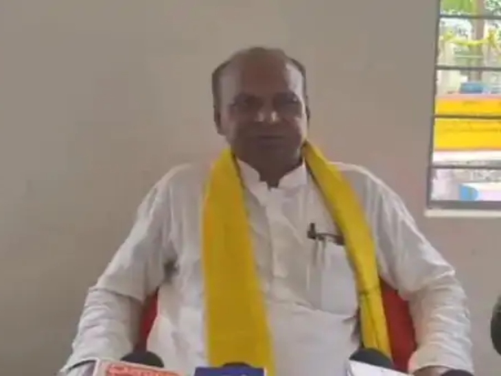 विधायक ने साफ किया कि उन्हें किसी भी तरह के पैसों की जरूरत नहीं है।