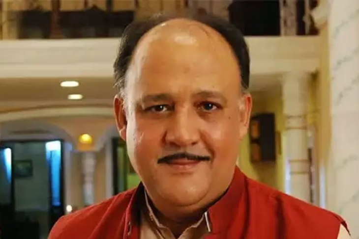 अभिनेता आलोक नाथ ‘हम आपके हैं कौन..!’ और ‘हम साथ-साथ हैं’ जैसी फिल्मों और टीवी शो तारा के लिए जाने जाते हैं।