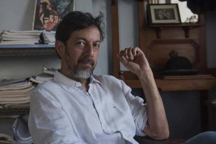 अभिनेता रजत कपूर ‘दम लगा के हईशा’, ‘फंस गए रे ओबामा’ और ‘कपूर एंड सन्स’ जैसी फिल्मों में काम कर चुके हैं।
