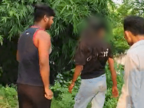 आरोपियों को आसानी से पहचाना जा सकता है।