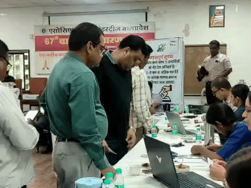 दोपहर 2 बजे से शुरू हो गया था मतदान।