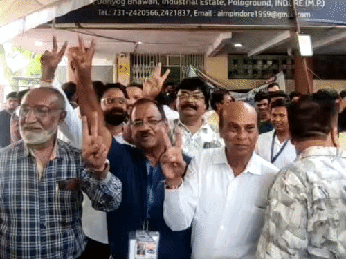 चुनाव को लेकर दिनभर रहा उत्साह।