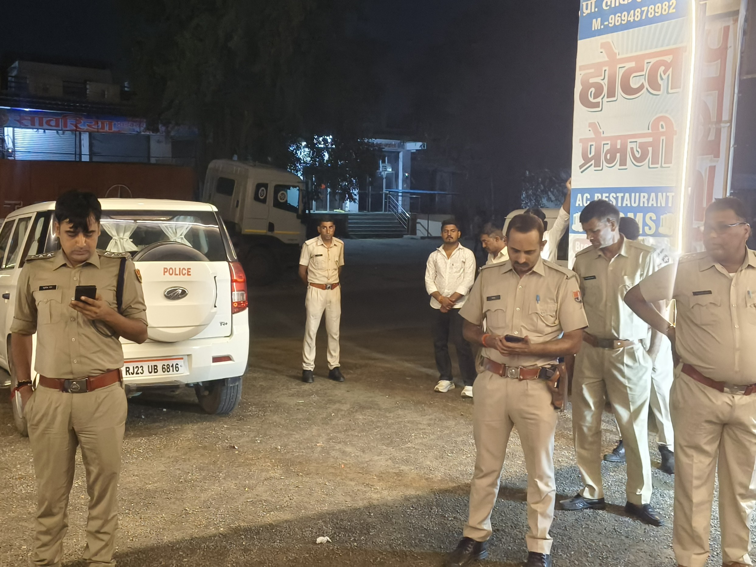 घटना की जानकारी मिलने पर पुलिस मौके पर पहुंची और जांच शुरू की।