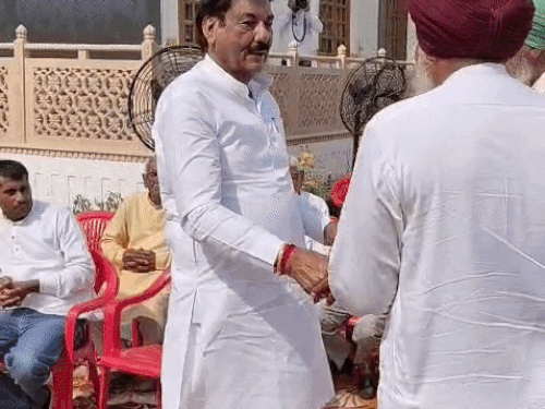 सिरसा में इनेलो-जजपा और पूर्व मंत्री ने रखे प्रोग्राम, नई प्रतिमा का होगा अनावरण|सिरसा,Sirsa - Dainik Bhaskar
