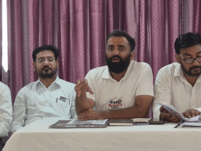 अभियान के संयोजक और मरुसेना फाउंडेशन के अध्यक्ष एडवोकेट जयन्त मूंड ने शनिवार को झुंझुनूं में प्रेस वार्ता में अभियान की संपूर्ण जानकारी दें
