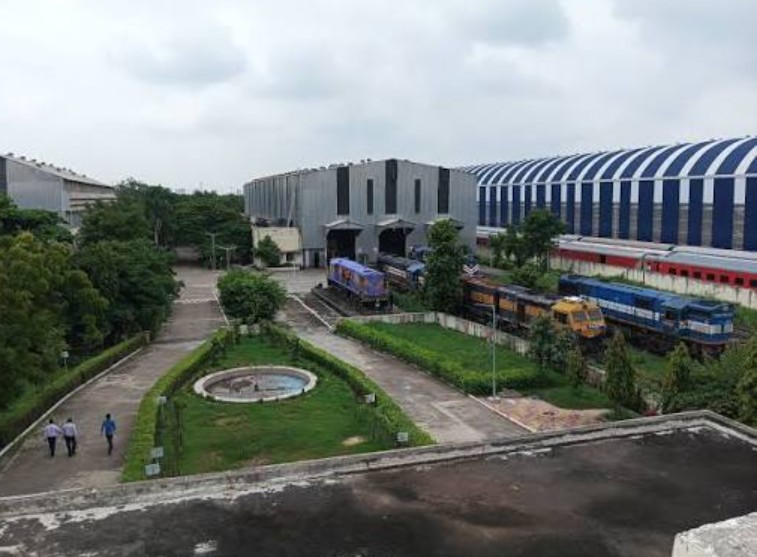 साबरमती में बना 700 करोड़ की लागत से नया लोकोमोटिव शेड।