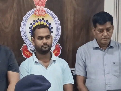 नेटवर्क से जुड़े 10 ठिकानों पर एक साथ कार्रवाई, पांच आरोपी गिरफ्तार।
