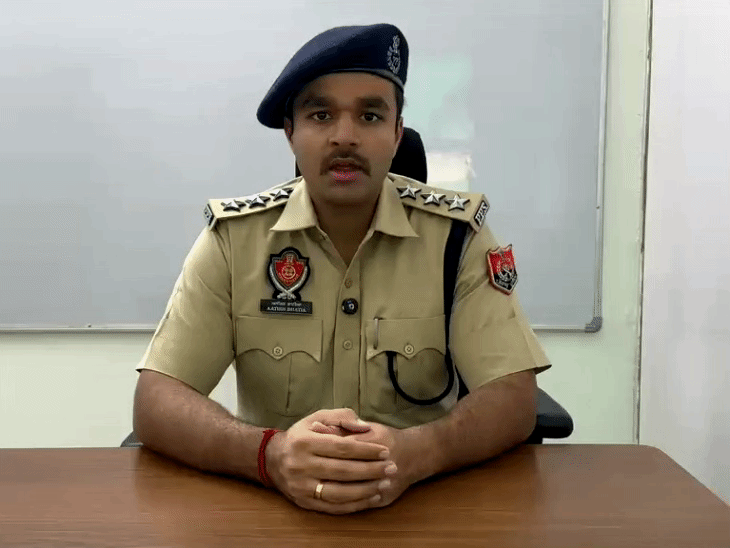 मामले की जानकारी देते हुए जालंधर वेस्ट के ACP आतिश भाटिया।