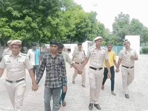 4 लुटेरे गिरफ्तार; बंदूकनुमा वस्तु दिखाकर लूटे थे ₹5 हजार और मोबाइल|सोनीपत,Sonipat - Dainik Bhaskar