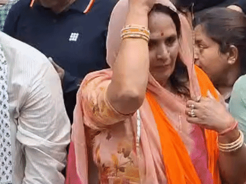 पहली बार पार्षद चुनाव जीतकर राजनीति में आईं, कांग्रेस के सलमान मंसूरी हारे|जयपुर,Jaipur - Dainik Bhaskar