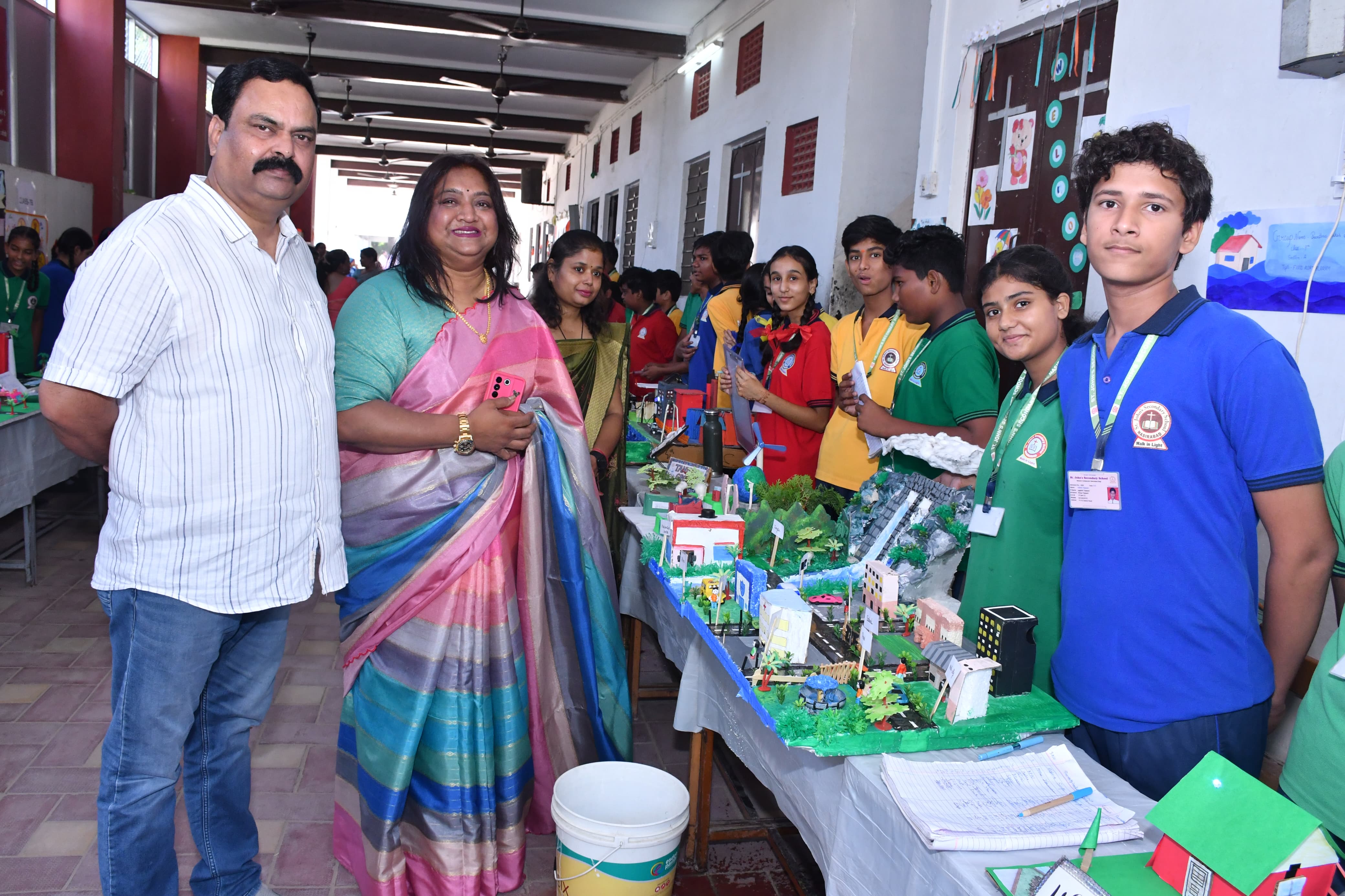 School students showcased their scientific talent by making models at ...