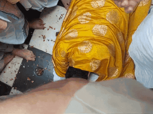 29 जून 2024 रोजी बरसाण्यातील राधाराणी मंदिरात पंडित प्रदीप मिश्रा यांनी नाक घासून माफी मागितली होती.