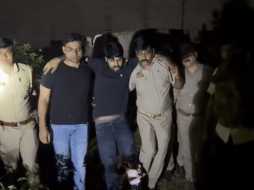 शुक्रवार रात पुलिस ने मुठभेड़ में आरोपी पति यश ठाकुर को गोली मारकर गिरफ्तार कर लिया।