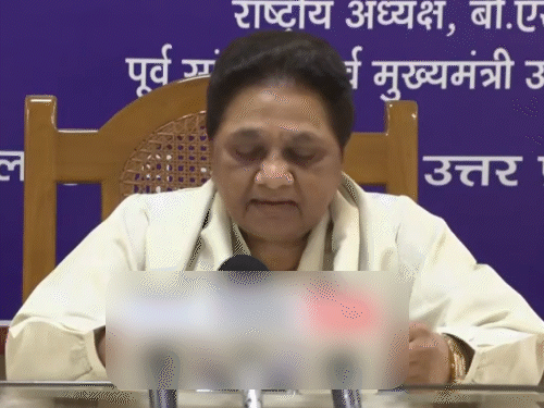 मायावती म्हणाल्या- चंद्रशेखर आझाद भाजपच्या इशाऱ्यावर काम करतात.