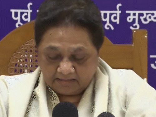 मायावती म्हणाल्या- लोकांनी ज्या पक्षाला मतदान केले आहे, त्याच पक्षाच्या बाजूने मतांची मोजणी झाली पाहिजे. निवडणूक आयोग निष्पक्ष असला पाहिजे.