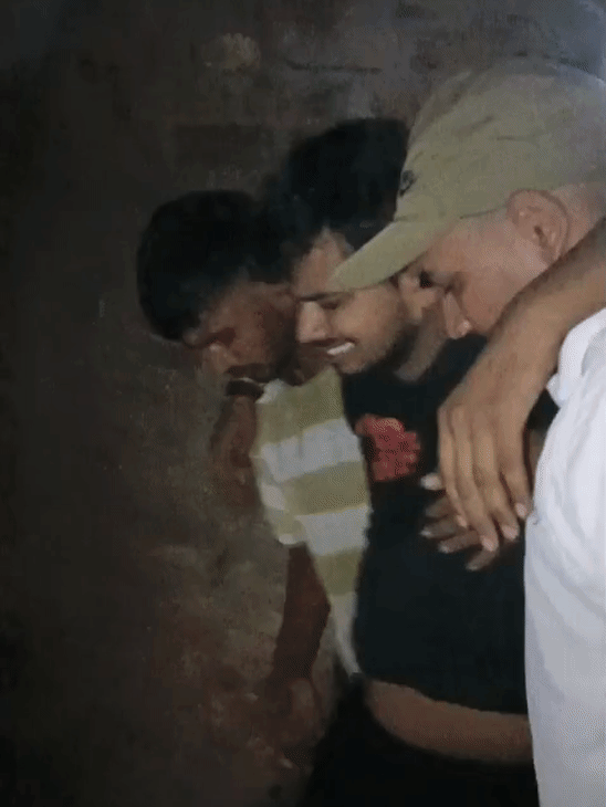 घायलों को रेस्क्यू कर अस्पताल पहुंचाया गया।
