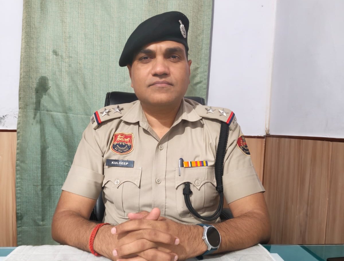 गदपुरी थाना प्रभारी कुलदीप सिंह।