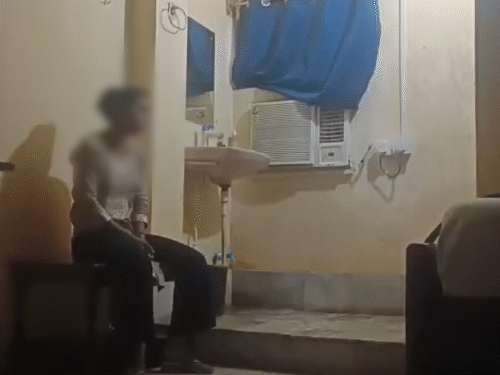 छोड़ देने की मिन्नतें करती रही पीड़िता, आरोपी ने ही बनाया वीडियो; रेप का भी आरोप|बेगूसराय,Begusarai - Dainik Bhaskar