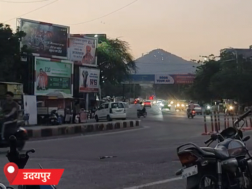 उदयपुर में तेज धूप और गर्मी ने लोगों को परेशान किया।