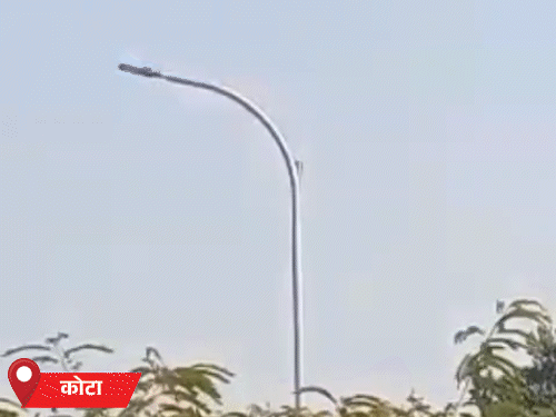 कोटा में तेज धूप के बाद लोग गर्मी और उमस से परेशान हुए।