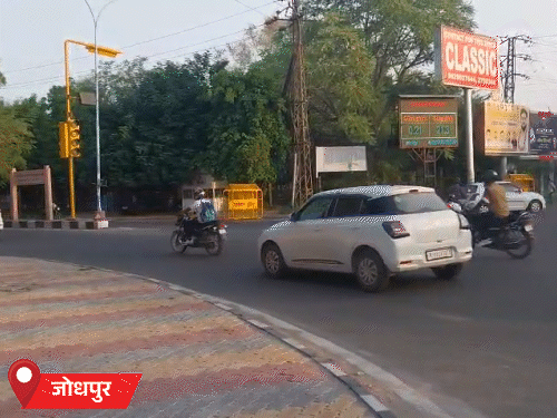 जोधपुर में मंगलवार को भी दिनभर गर्मी रही। जिले में इस साल काफी कम बारिश हुई है।