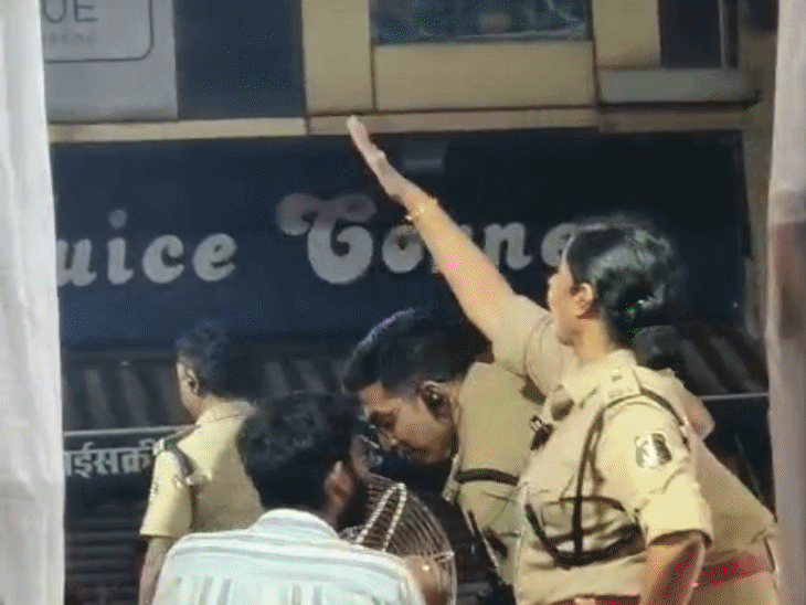 पुलिस समझाती रही तेज डीजे की आवाज में लोग झूमते रहे।