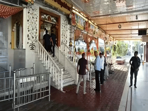 जालंधर के देवी तालाब स्थित शक्तिपीठ मां त्रिपुरमालिनी मंदिर।