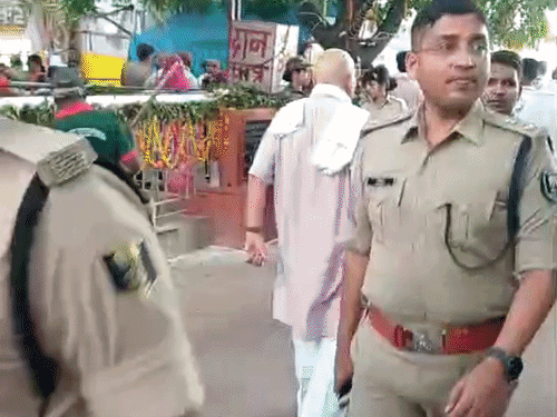 सिटी एसपी ने सुरक्षा-व्यवस्था का लिया जायजा।