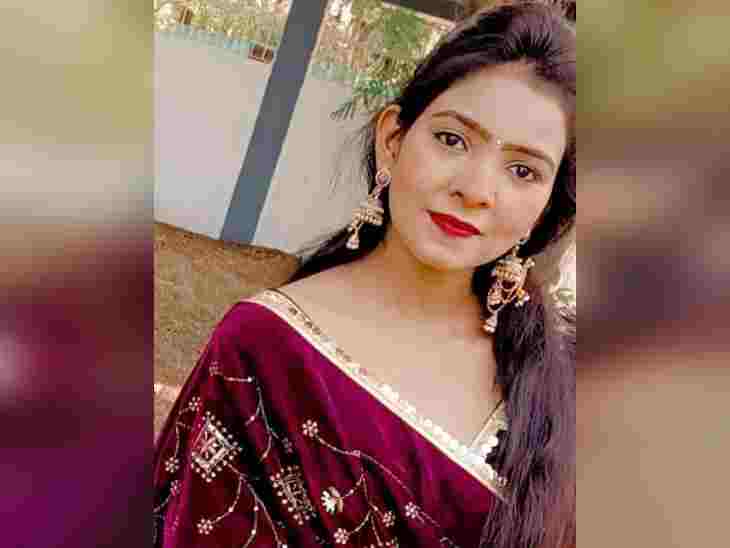 अंजलि घोड़ेस्वर की फाइल फोटो। वह कल्यान की रहने वाली थी।